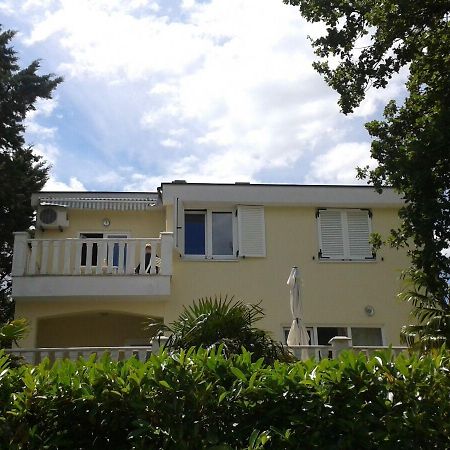 Apartments Mar Malinska Kültér fotó